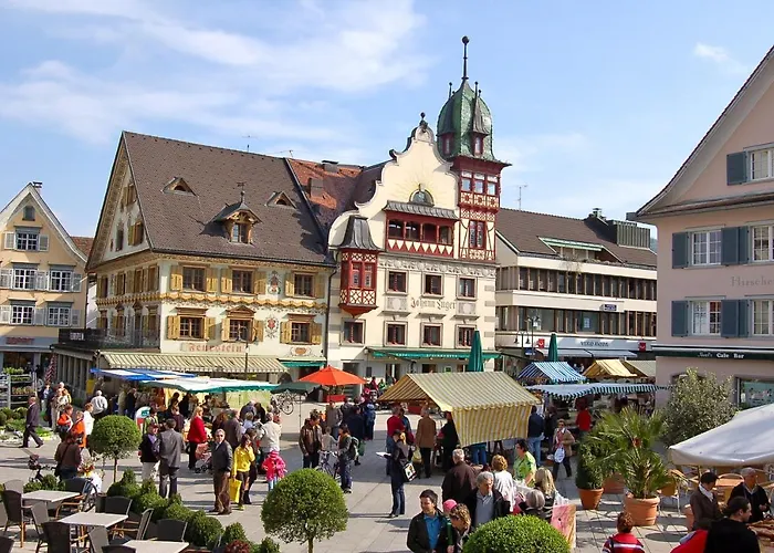 Crown Living - Fuer 2 Personen - Sitzplatz Auf Der Terrasse - Kostenloser Parkplatz - Self Check-in Dornbirn