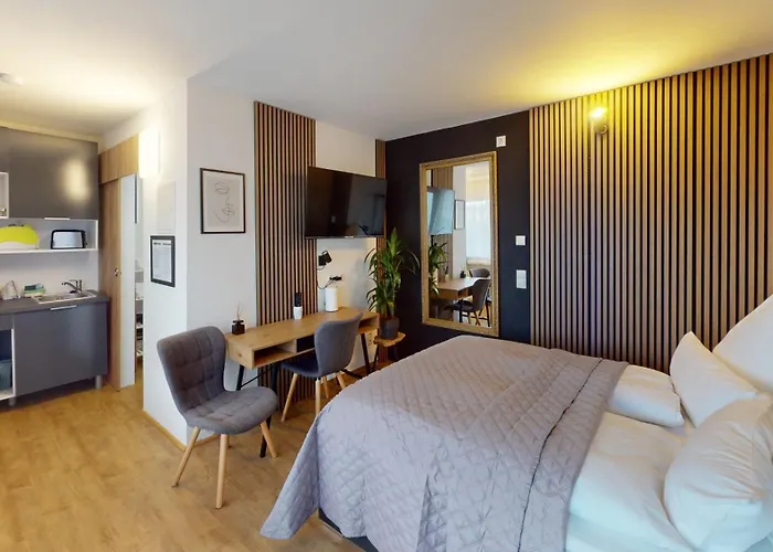 Apartmán Crown Living - Fuer 2 Personen - Sitzplatz Auf Der Terrasse - Kostenloser Parkplatz - Self Check-in *